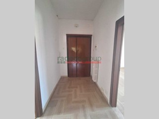 Appartamento in Vendita a Livorno, zona Ardenza, 245'000&euro;, 115 m²