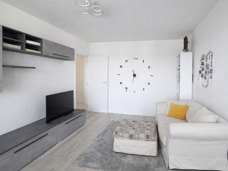 Trilocale in Affitto a Borgomanero, 650&euro;, 77 m², con Box