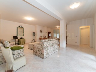 Appartamento in Vendita a Carlentini, 188'000&euro;, 170 m²