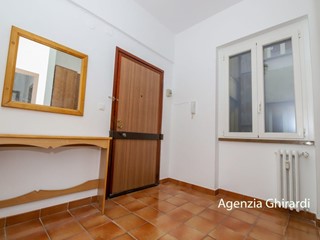 Appartamento in Affitto a Genova, zona Sestri Ponente, 1'100&euro;, 95 m², arredato