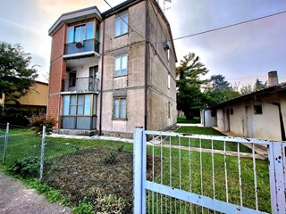 Appartamento in Vendita a Rovigo, 60'000&euro;, 92 m², con Box