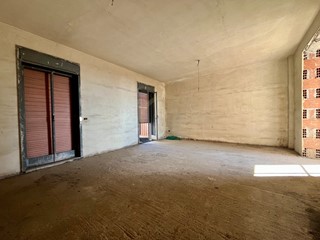 Appartamento in Vendita a Misterbianco, zona Centro, 70'000&euro;, 156 m²