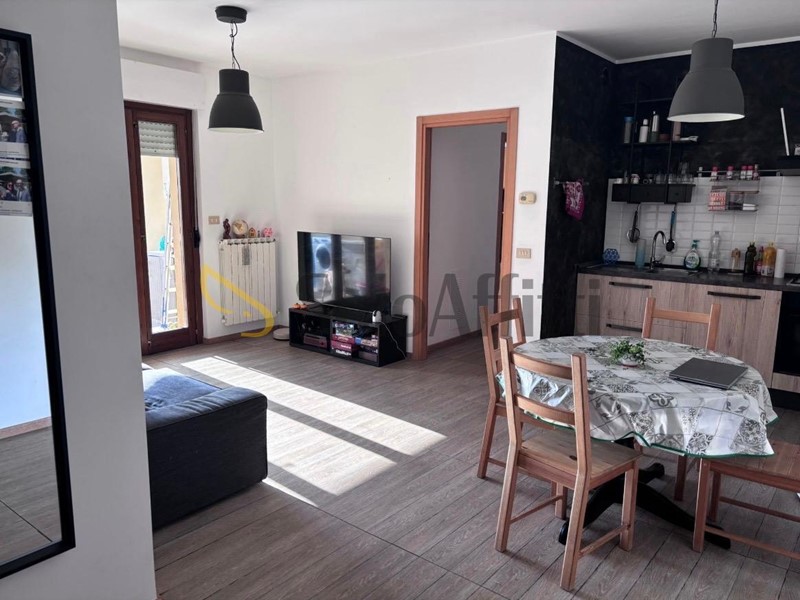 Trilocale in Affitto a Spoltore, zona Santa Teresa, 580&euro;, 70 m², arredato