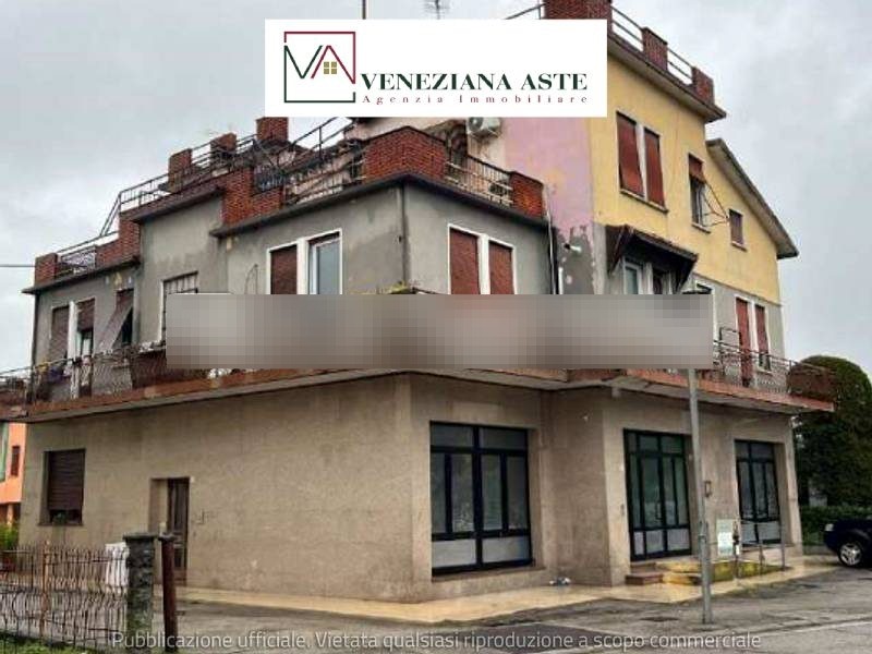 Appartamento in Vendita a Fossalta di Piave, 40'500&euro;, 77 m²