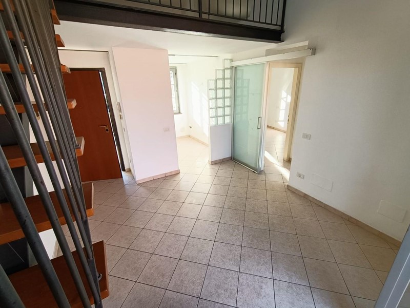 Trilocale in Vendita a Cascina, zona Casciavola, 140'000&euro;, 60 m², con Box
