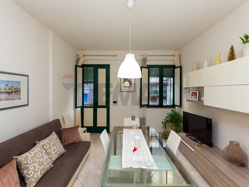 Appartamento in Vendita a Catania, 170'000&euro;, 100 m²