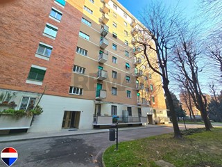 Bilocale in Vendita a Milano, 280'000&euro;, 51 m²