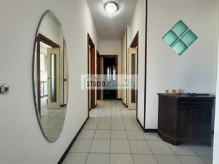 Appartamento in Vendita a Massa, 249'000&euro;, 122 m²