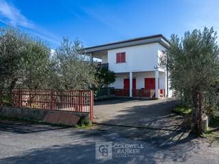 Trilocale in Vendita a Casal Velino, 125'000&euro;, 61 m²