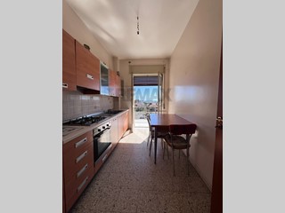 Appartamento in Vendita a Catania, 90'000&euro;, 116 m²