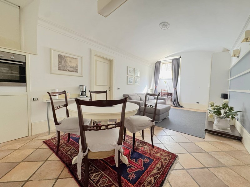 Bilocale in Vendita a Roma, 265'000&euro;, 63 m²