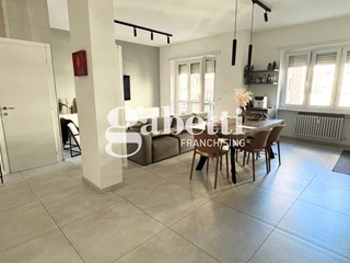 Quadrilocale in Vendita a Torino, 289'000&euro;, 105 m²