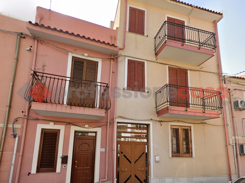 Quadrilocale in Affitto a Milazzo, 102 m², arredato