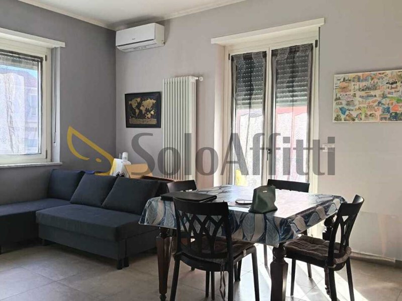 Bilocale in Affitto a Beinasco, zona Borgaretto, 560&euro;, 60 m², arredato