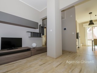 Quadrilocale in Affitto a Genova, zona Sestri Ponente, 1'250&euro;, 85 m², arredato