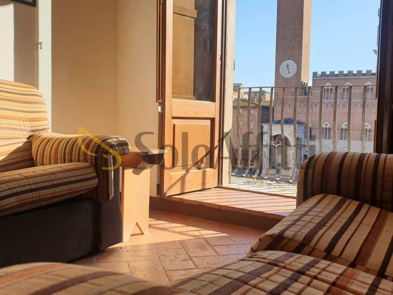 Monolocale in Affitto a Siena, zona Centro storico, 800&euro;, 35 m², arredato