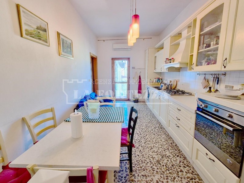 Appartamento in Vendita a Pisa, 165'000&euro;, 83 m²