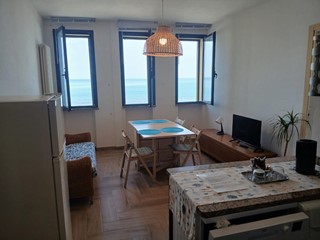 Trilocale in Affitto a Pisa, zona Marina di Pisa, 1'300&euro;, 55 m², arredato