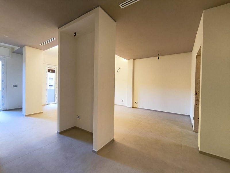 Quadrilocale in Vendita a Carrara, zona Marina di Carrara, 315'000&euro;, 104 m²