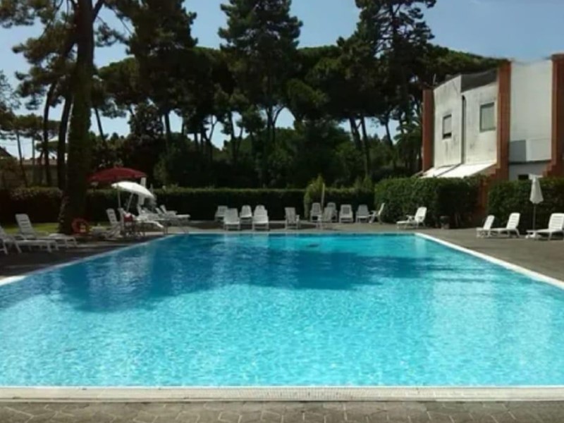 Trilocale in Vendita a Massa, zona Marina di Massa, 290'000&euro;, 70 m², con Box