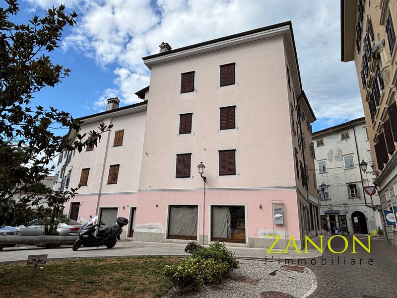 Quadrilocale in Vendita a Gorizia, 112'000&euro;, 108 m²