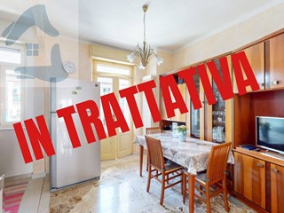 Trilocale in Vendita a Torino, 99'000&euro;, 85 m²