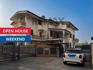 Trilocale in Vendita a Pogliano Milanese, 219'000&euro;, 101 m²