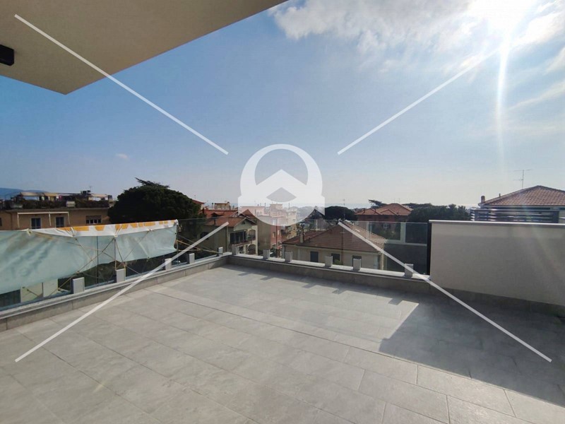 Trilocale in Vendita a Loano, 100 m²