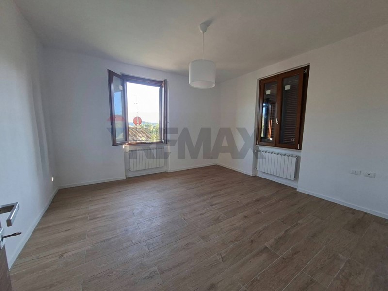 Quadrilocale in Affitto a Reggello, 750&euro;, 92 m²