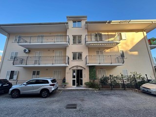 Appartamento in Vendita a Casali del Manco, 99'000&euro;, 150 m²