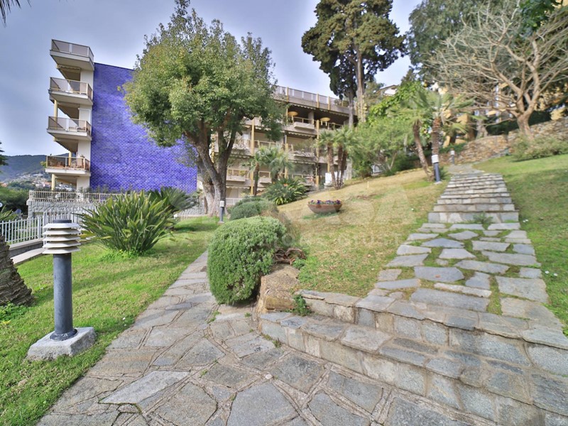 Trilocale in Vendita a Sanremo, 370'000&euro;, 92 m²