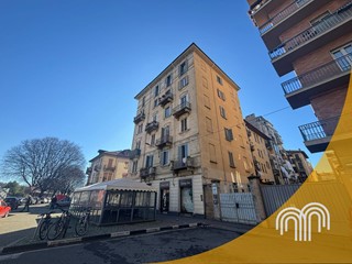 Bilocale in Vendita a Torino, 99'000&euro;, 51 m²