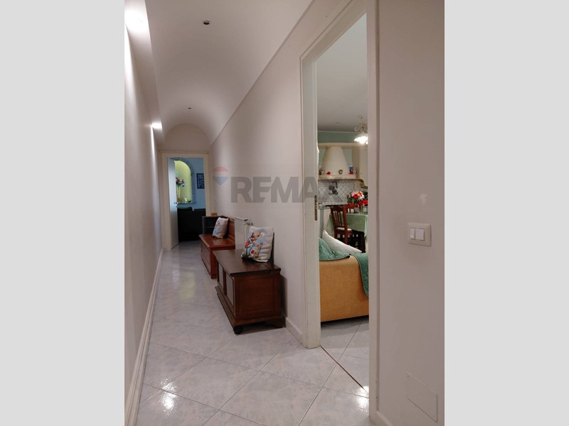 Appartamento in Vendita a Giardini Naxos, 195'000&euro;, 140 m²