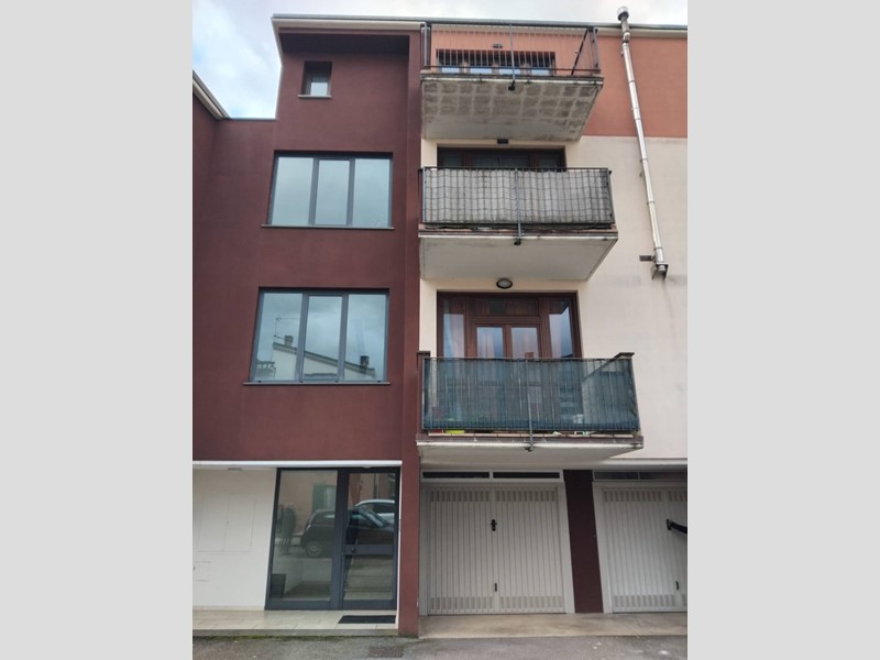 Trilocale in Vendita a Bibbiena, 187'000&euro;, 120 m²