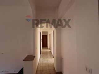 Appartamento in Vendita a Fiumefreddo di Sicilia, 89'000&euro;, 132 m²