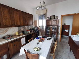 Appartamento in Vendita a Acireale, 129'000&euro;, 121 m²