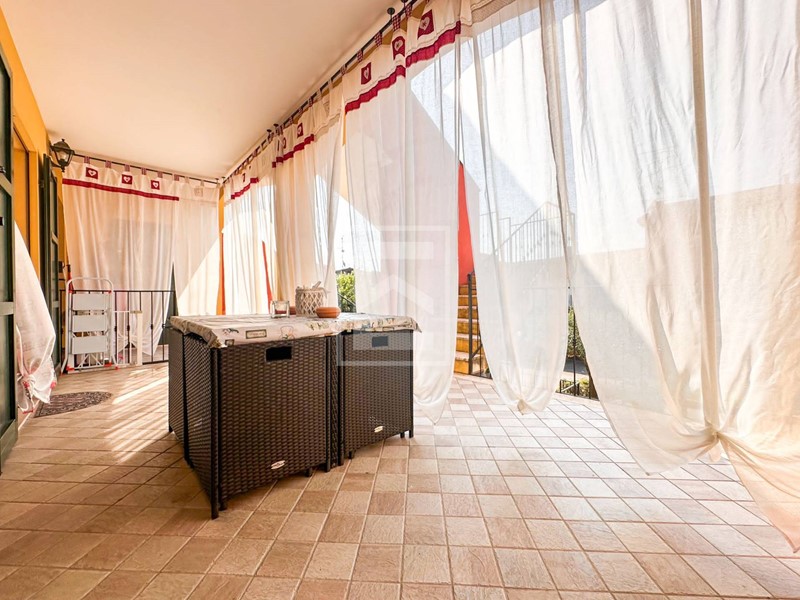 Trilocale in Vendita a Desenzano del Garda, 295'000&euro;, 102 m²