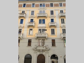 Bilocale in Vendita a Milano, 290'000&euro;, 71 m²