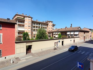 Quadrilocale in Vendita a Piacenza, 163'000&euro;, 135 m², con Box