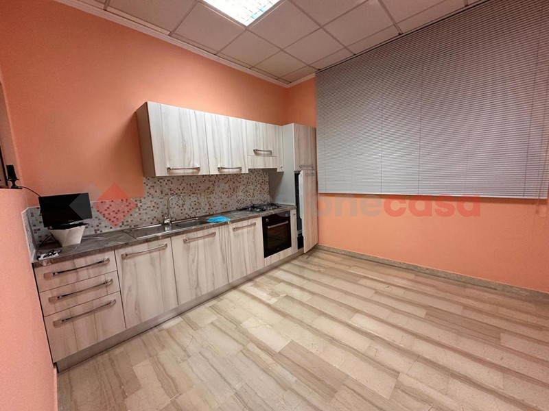 Appartamento in Vendita a Avezzano, 60'000&euro;, 150 m²