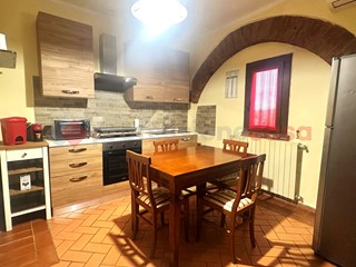 Quadrilocale in Vendita a Fauglia, 89'000&euro;, 70 m², arredato