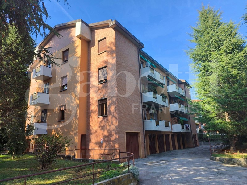 Quadrilocale in Vendita a Sasso Marconi, 265'000&euro;, 90 m², arredato, con Box