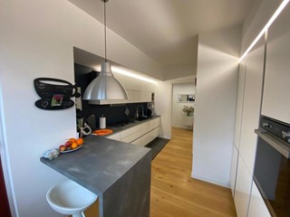 Quadrilocale in Vendita a Legnano, 339'000&euro;, 131 m², con Box