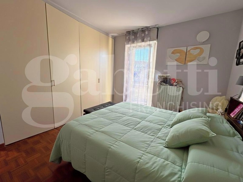 Appartamento in Vendita a Bra, 133'000&euro;, 100 m², con Box