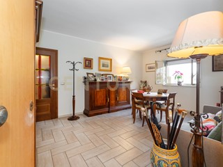 Trilocale in Vendita a Mascalucia, 168'000&euro;, 95 m², con Box