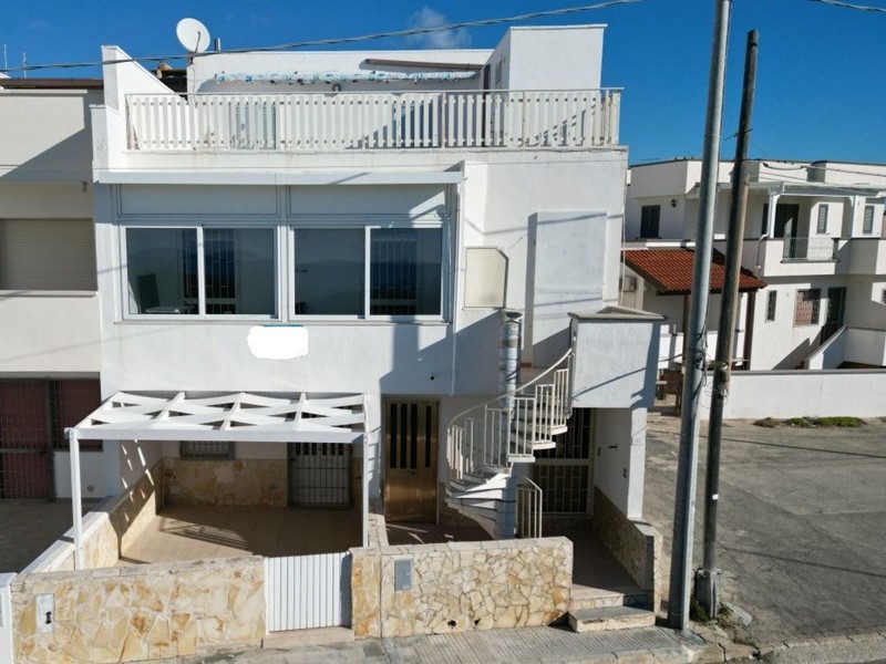 Appartamento in Vendita a Ugento, 300'000&euro;, 115 m²