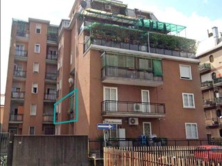 Trilocale in Vendita a Baranzate, 49'500&euro;, 59 m²