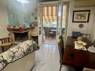 Appartamento in Vendita a Asciano, 150'000&euro;, 82 m², con Box