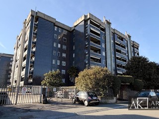 Bilocale in Vendita a Novara, 90'000&euro;, 65 m²