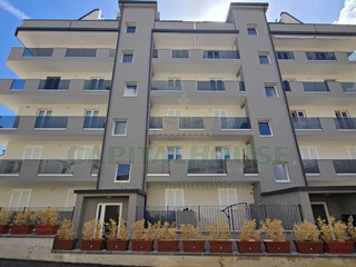 Trilocale in Vendita a San Nicola la Strada, 290'000&euro;, 130 m²